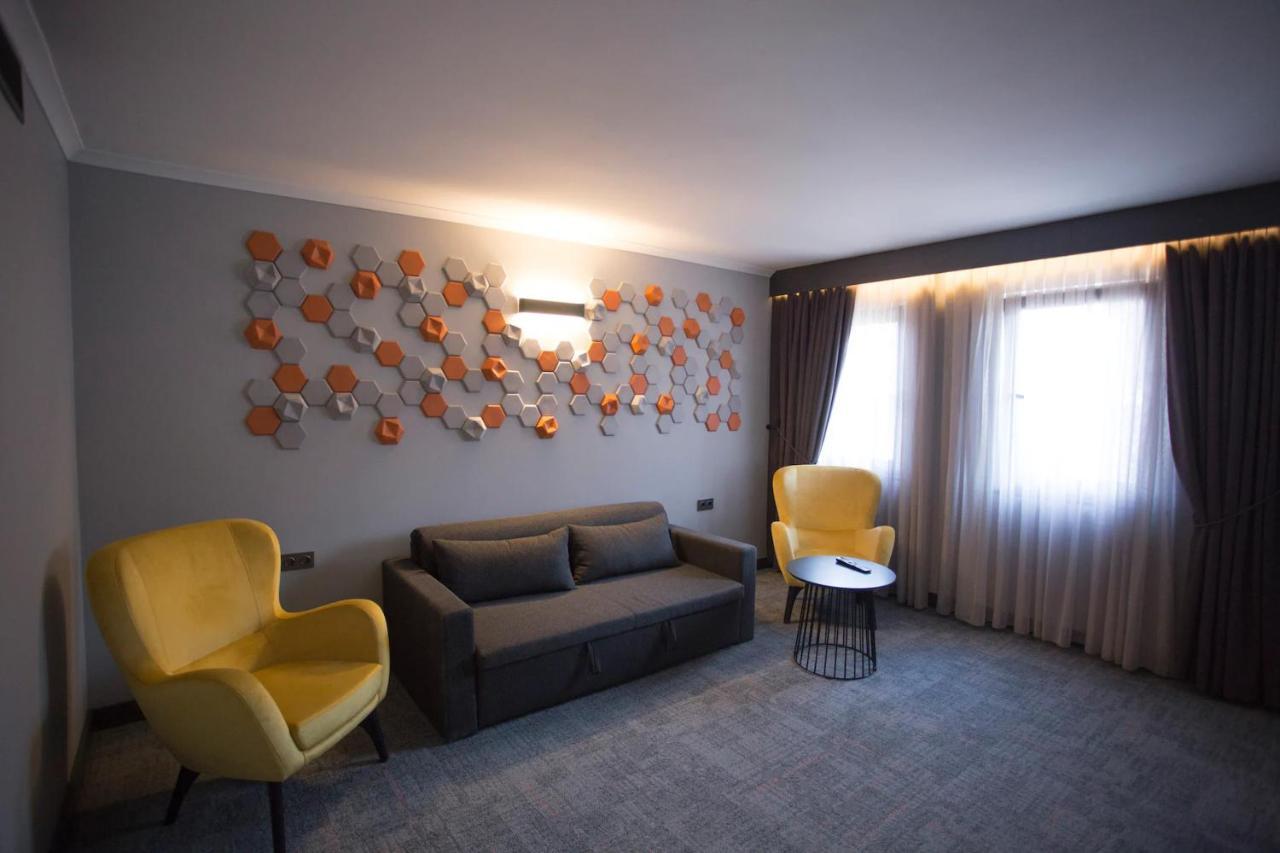 Days Hotel By Wyndham Ankara Cankaya Extérieur photo