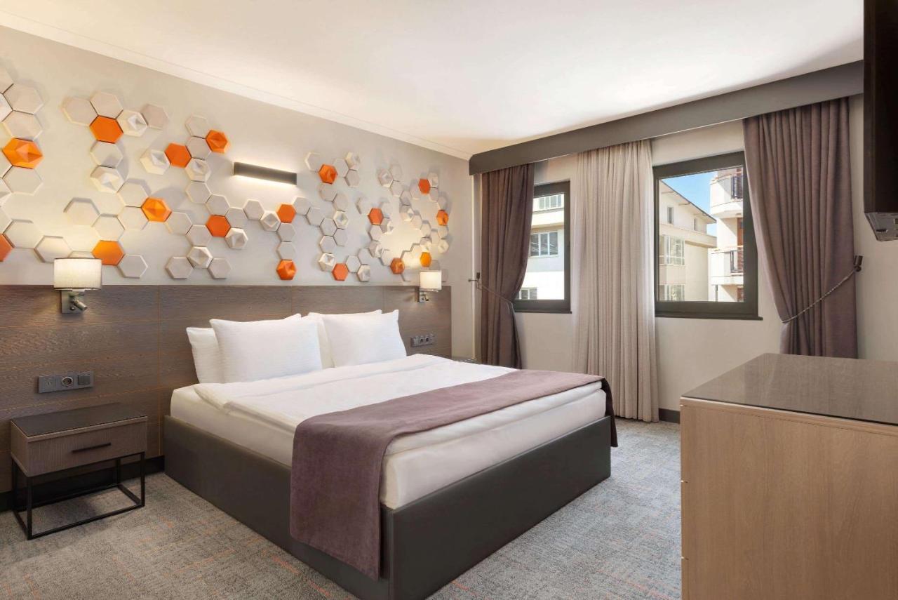 Days Hotel By Wyndham Ankara Cankaya Extérieur photo