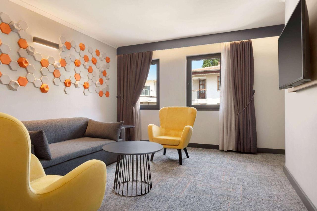 Days Hotel By Wyndham Ankara Cankaya Extérieur photo