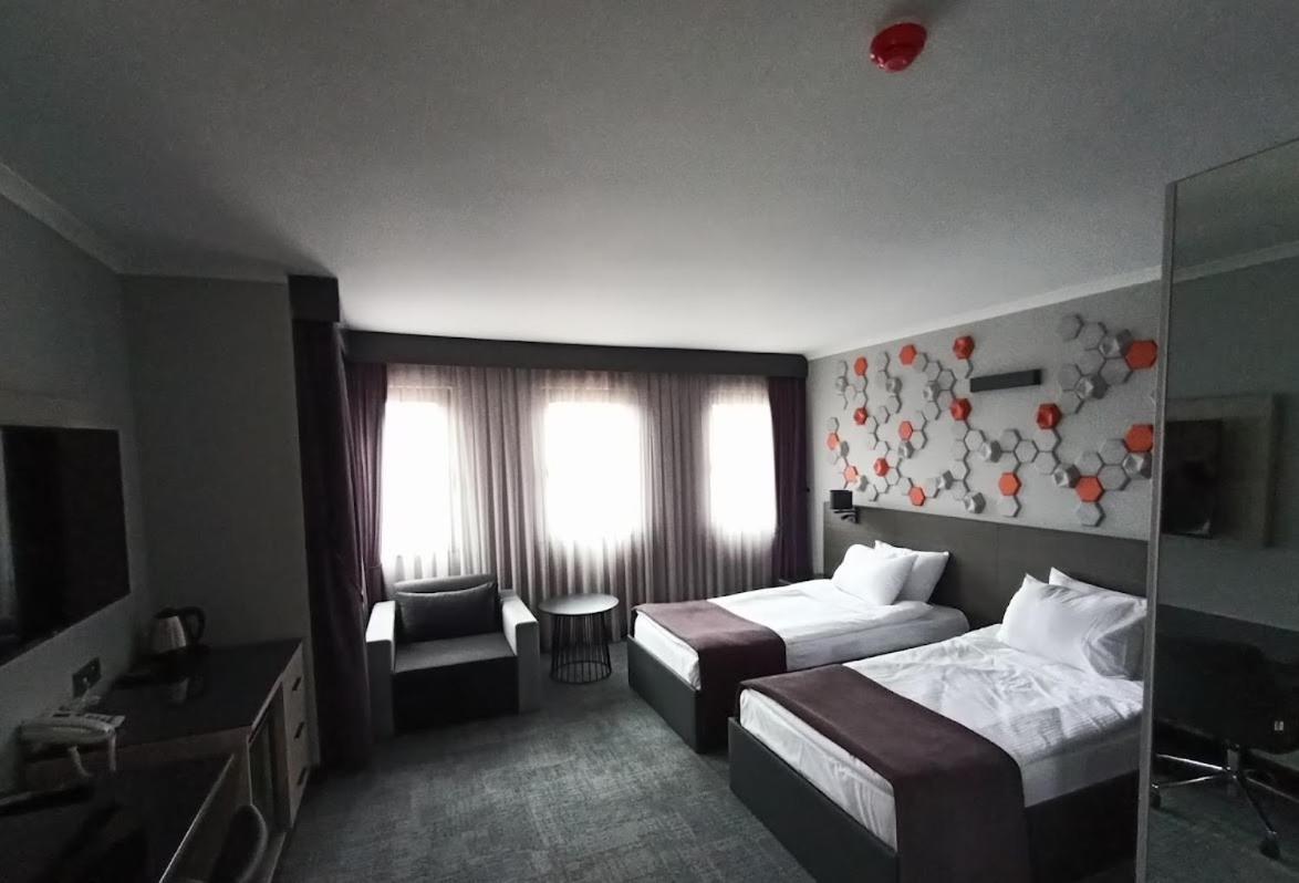 Days Hotel By Wyndham Ankara Cankaya Extérieur photo