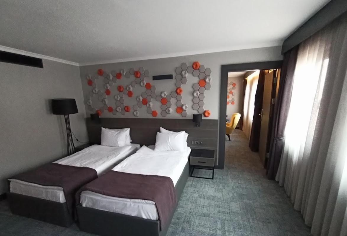 Days Hotel By Wyndham Ankara Cankaya Extérieur photo