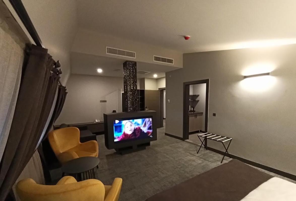 Days Hotel By Wyndham Ankara Cankaya Extérieur photo